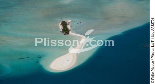 Iles des Pins - © Philip Plisson / Plisson La Trinité / AA32701 - Photo Galleries - Lagoon