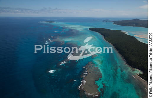 Iles des Pins - © Philip Plisson / Plisson La Trinité / AA32709 - Nos reportages photos - Lagon