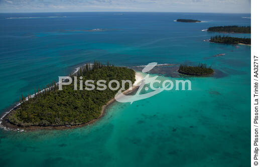 Iles des Pins - © Philip Plisson / Plisson La Trinité / AA32717 - Photo Galleries - Lagoon