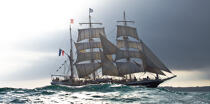 The Belem between Groix and Belle-Ile [AT] © Philip Plisson / Pêcheur d’Images / AA32744 - Photo Galleries - Belem [The]