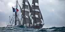 The Belem between Groix and Belle-Ile [AT] © Philip Plisson / Pêcheur d’Images / AA32746 - Photo Galleries - Belem [The]