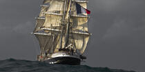 The Belem between Groix and Belle-Ile [AT] © Philip Plisson / Pêcheur d’Images / AA32775 - Photo Galleries - Belem [The]