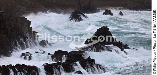 The storm Joachim on the Brittany coast. [AT] - © Philip Plisson / Plisson La Trinité / AA32851 - Photo Galleries - Weather