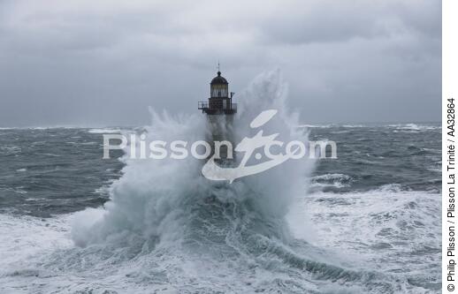 The storm Joachim on the Brittany coast. [AT] - © Philip Plisson / Plisson La Trinité / AA32864 - Photo Galleries - Storm at sea