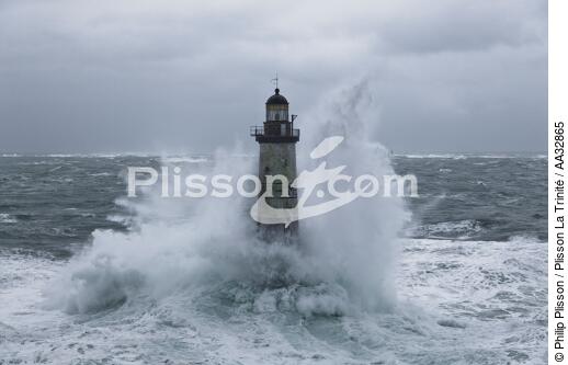The storm Joachim on the Brittany coast. [AT] - © Philip Plisson / Plisson La Trinité / AA32865 - Photo Galleries - Sea