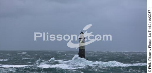 The storm Joachim on the Brittany coast. [AT] - © Philip Plisson / Plisson La Trinité / AA32871 - Photo Galleries - French Lighthouses
