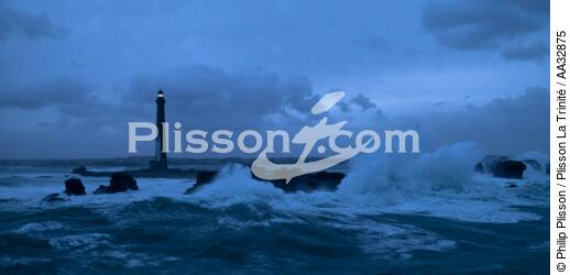 The storm Joachim on the Brittany coast. [AT] - © Philip Plisson / Plisson La Trinité / AA32875 - Photo Galleries - Sea