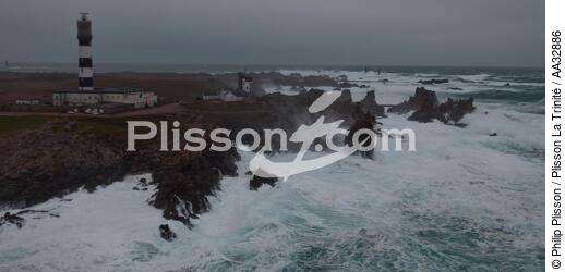 The storm Joachim on the Brittany coast. [AT] - © Philip Plisson / Plisson La Trinité / AA32886 - Photo Galleries - Island [29]