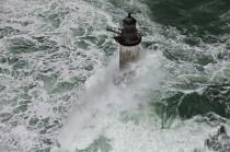 The storm Joachim on the Brittany coast. [AT] © Philip Plisson / Plisson La Trinité / AA32901 - Photo Galleries - Lighthouse [29]