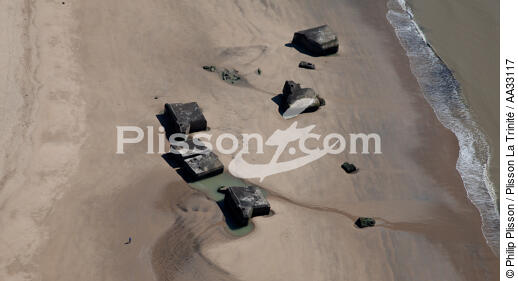 Saint-Palais-sur-mer - © Philip Plisson / Plisson La Trinité / AA33117 - Photo Galleries - Low tide