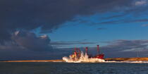 The wreck of TK Bremen, the open sea [AT] © Philip Plisson / Plisson La Trinité / AA33135 - Photo Galleries - Pollution