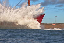The wreck of TK Bremen, the open sea [AT] © Philip Plisson / Plisson La Trinité / AA33143 - Photo Galleries - Pollution