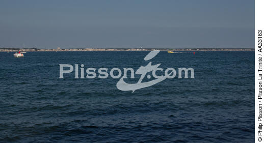 Le Pouliguen - © Philip Plisson / Plisson La Trinité / AA33163 - Nos reportages photos - Marée haute
