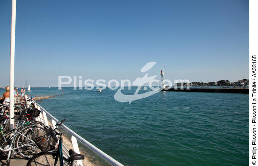 Le Pouliguen - © Philip Plisson / Plisson La Trinité / AA33165 - Photo Galleries - High tide