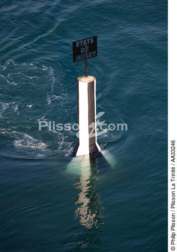 The Minquiers - © Philip Plisson / Plisson La Trinité / AA33246 - Photo Galleries - High tide