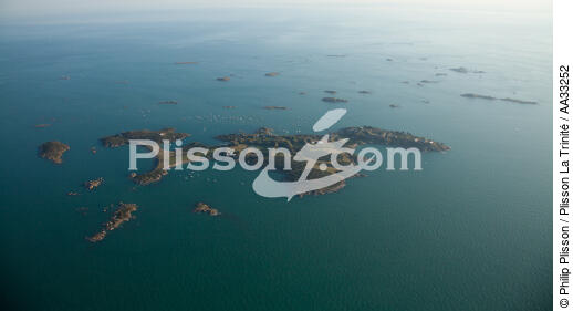 Chausey - © Philip Plisson / Plisson La Trinité / AA33252 - Photo Galleries - Big tides