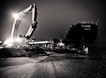 Déconstruction du cargo TK Bremen à Erdeven © Guillaume Plisson / Plisson La Trinité / AA33365 - Nos reportages photos - Noir et blanc