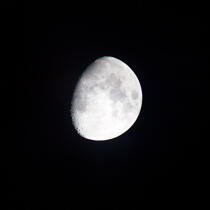 The Moon © Philip Plisson / Plisson La Trinité / AA33380 - Photo Galleries - Star