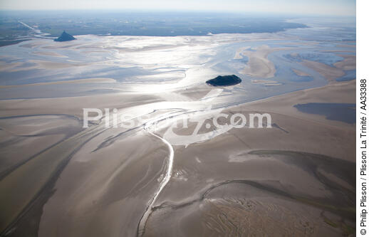 Mont-Saint-Michel bay - © Philip Plisson / Plisson La Trinité / AA33388 - Photo Galleries - Big tides