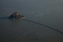 Mont-Saint-Michel © Philip Plisson / Pêcheur d’Images / AA33427 - Nos reportages photos - Ville [50]