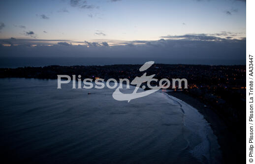 Le Pouliguen - © Philip Plisson / Plisson La Trinité / AA33447 - Nos reportages photos - Ville [44]