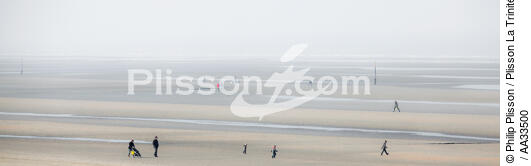 Sur la plage du Touquet - © Philip Plisson / Plisson La Trinité / AA33500 - Nos reportages photos - Ville [62]
