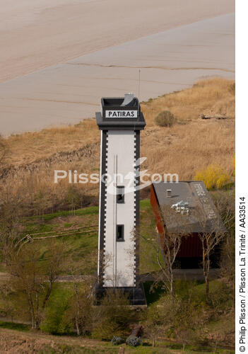 Patiras island lighthouse - © Philip Plisson / Plisson La Trinité / AA33514 - Photo Galleries - Lighthouse [33]