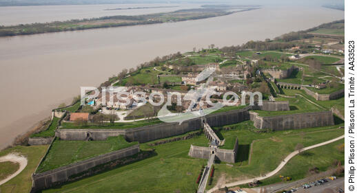 Citadelle de Blaye - © Philip Plisson / Plisson La Trinité / AA33523 - Nos reportages photos - Rivière