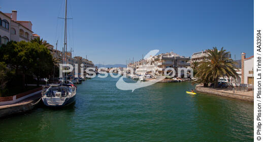 Marina de Empuriabrava - © Philip Plisson / Plisson La Trinité / AA33594 - Nos reportages photos - Espagne