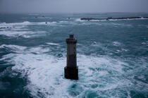 Kéréon lighthouse © Philip Plisson / Plisson La Trinité / AA33603 - Photo Galleries - Storm at sea