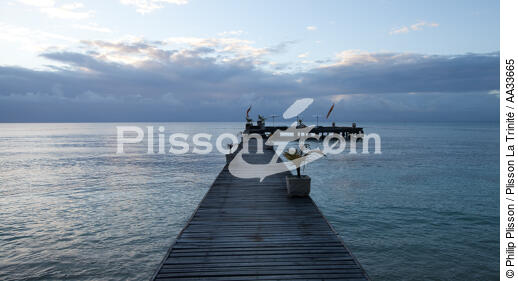 Princesse Bora hotel on Sainte-Marie island - © Philip Plisson / Plisson La Trinité / AA33665 - Photo Galleries - Sun