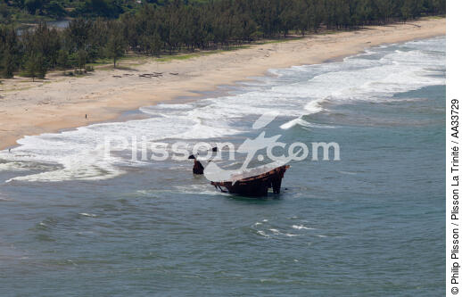 Toamasina, Est coast - © Philip Plisson / Plisson La Trinité / AA33729 - Photo Galleries - Coastal landscape