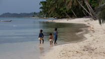 Ile Sainte-Marie, Madagascar © Philip Plisson / Plisson La Trinité / AA33832 - Nos reportages photos - Enfant