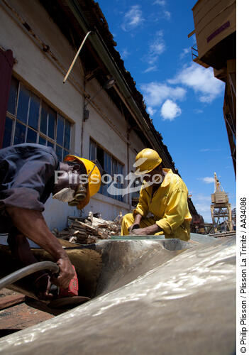 Diégo-Suarez - © Philip Plisson / Plisson La Trinité / AA34086 - Nos reportages photos - Construction navale