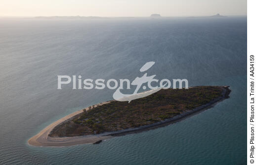 Archipel des Mistio - © Philip Plisson / Plisson La Trinité / AA34159 - Nos reportages photos - Paysage littoral