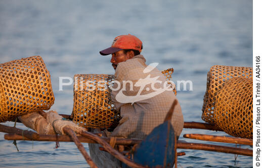 Nosy-Be - © Philip Plisson / Plisson La Trinité / AA34166 - Nos reportages photos - Materiel de pêche