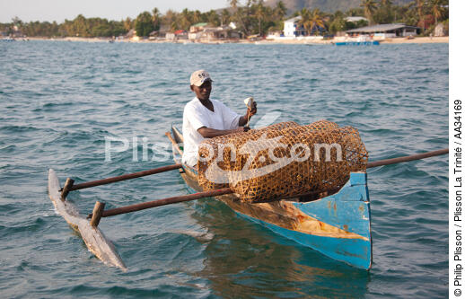 Nosy-Be - © Philip Plisson / Plisson La Trinité / AA34169 - Nos reportages photos - Materiel de pêche