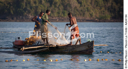 Nosy-Be - © Philip Plisson / Plisson La Trinité / AA34194 - Nos reportages photos - Filet de pêche