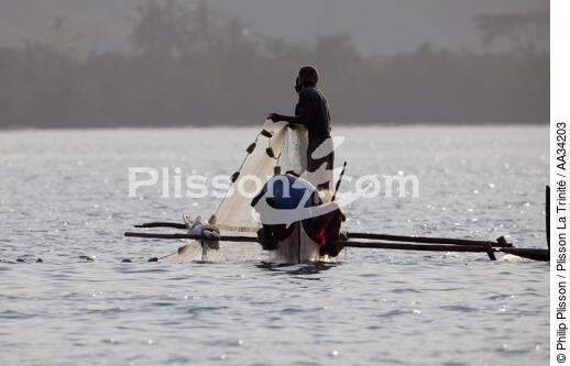 Nosy-Be - © Philip Plisson / Plisson La Trinité / AA34203 - Photo Galleries - Types of fishing