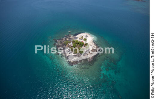 Nosy Vorona - © Philip Plisson / Plisson La Trinité / AA34314 - Nos reportages photos - Paysage littoral