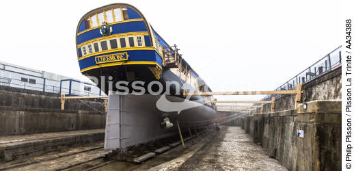 The Hermione - © Philip Plisson / Plisson La Trinité / AA34388 - Photo Galleries - Shipyards