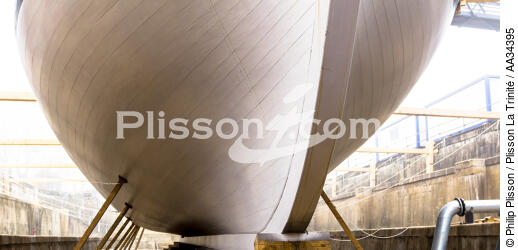 L' Hermione - © Philip Plisson / Plisson La Trinité / AA34395 - Nos reportages photos - Cale de radoub