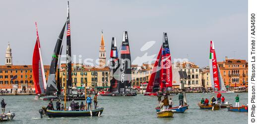 AC World Series à Venise du 12 au 20 mai 2012 - © Philip Plisson / Plisson La Trinité / AA34590 - Nos reportages photos - Catamaran de sport