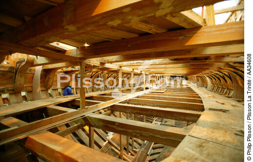 The Hermione ship reconstruction in Rochefort - © Philip Plisson / Plisson La Trinité / AA34608 - Photo Galleries - Hermione