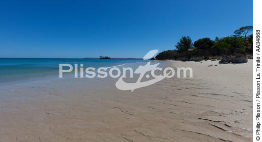 Marovasabe - © Philip Plisson / Plisson La Trinité / AA34868 - Photo Galleries - Coastal landscape