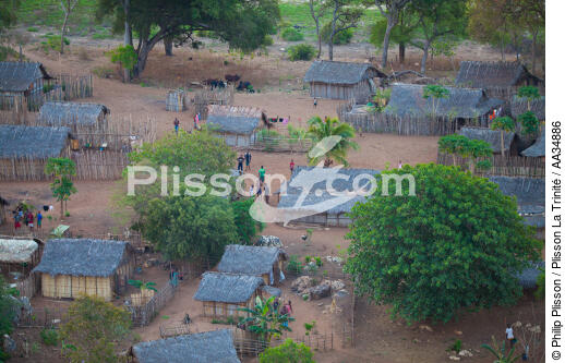 Marovasabe - © Philip Plisson / Plisson La Trinité / AA34886 - Nos reportages photos - Village