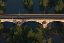Loiret view of the sky © Philip Plisson / Pêcheur d’Images / AA35147 - Photo Galleries - Bridge