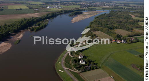 Le Loiret vue du ciel - © Philip Plisson / Plisson La Trinité / AA35212 - Nos reportages photos - Fleuve