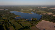 L'étang du Puits à Cerdon © Philip Plisson / Plisson La Trinité / AA35217 - Nos reportages photos - Le Loiret vue du ciel