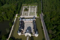 Le château de Chamerolles © Philip Plisson / Plisson La Trinité / AA35221 - Nos reportages photos - Le Loiret vue du ciel
